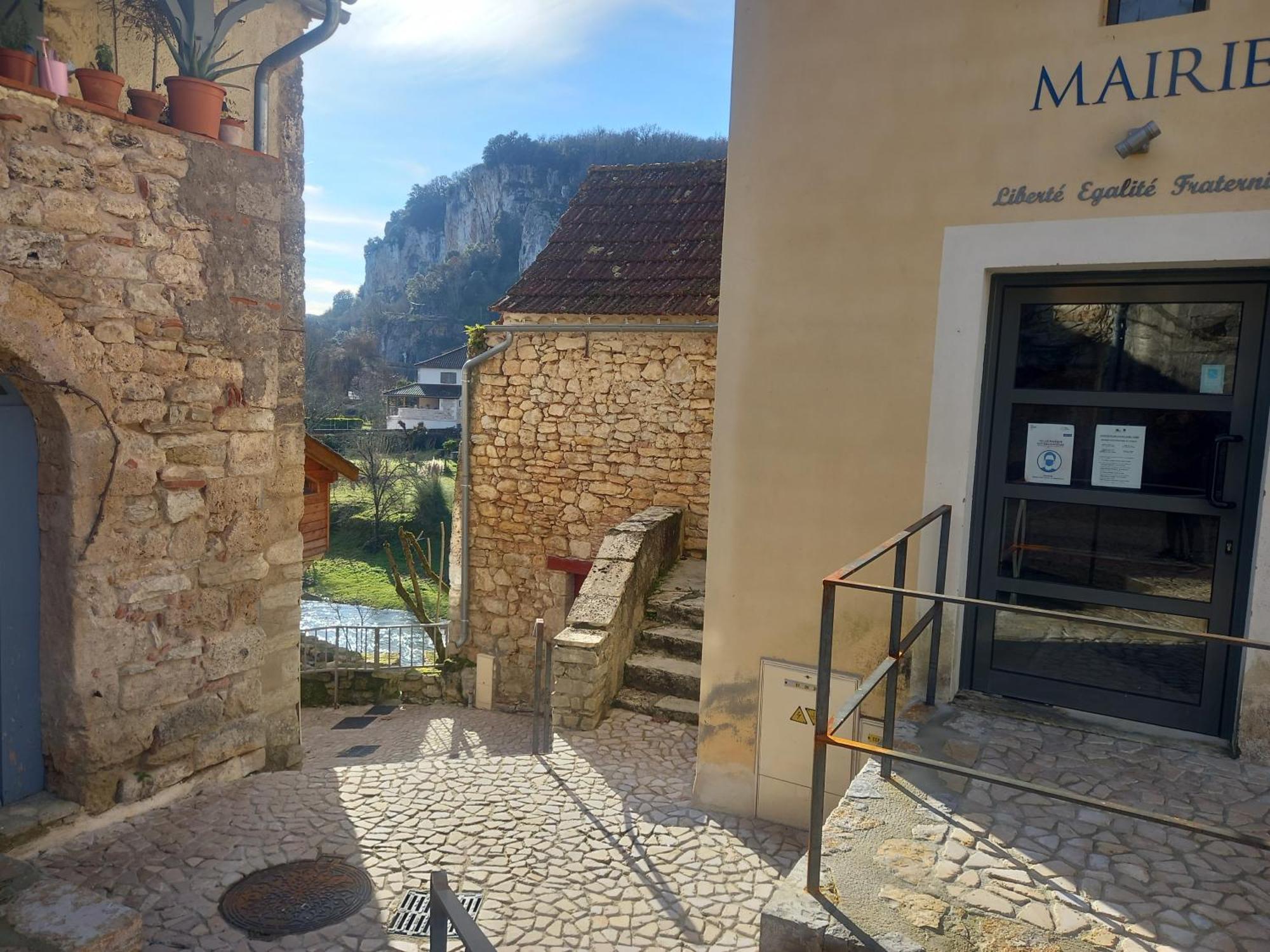 Maison Medievale Avec Jardin Dans Charmant Village Vers  Esterno foto